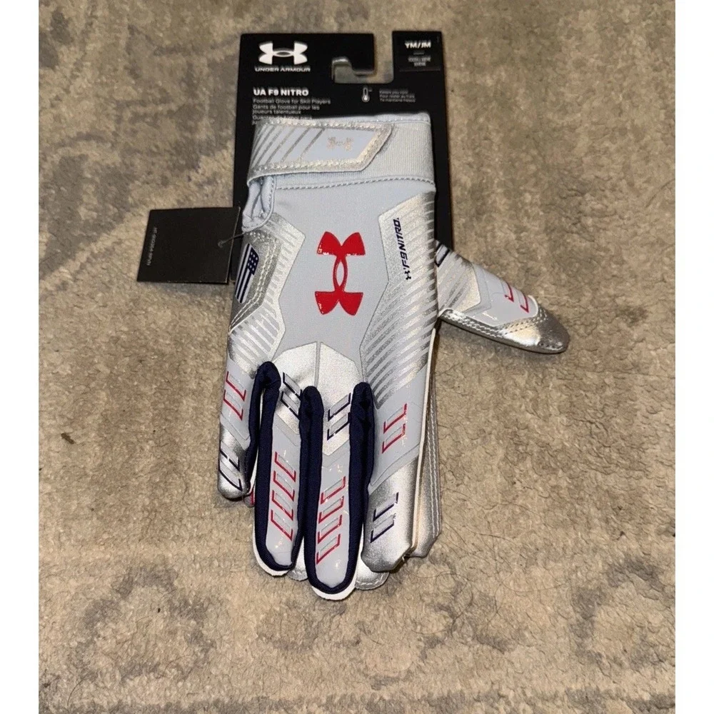 UNDER ARMOUR F9 Nitro Football Gloves Youth Medium USA‎ Silver Red/Gray New